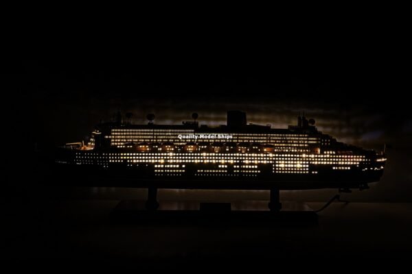 Queen Mary 2 Model Ship