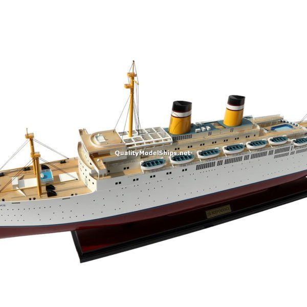 SS Independence Cruise Model