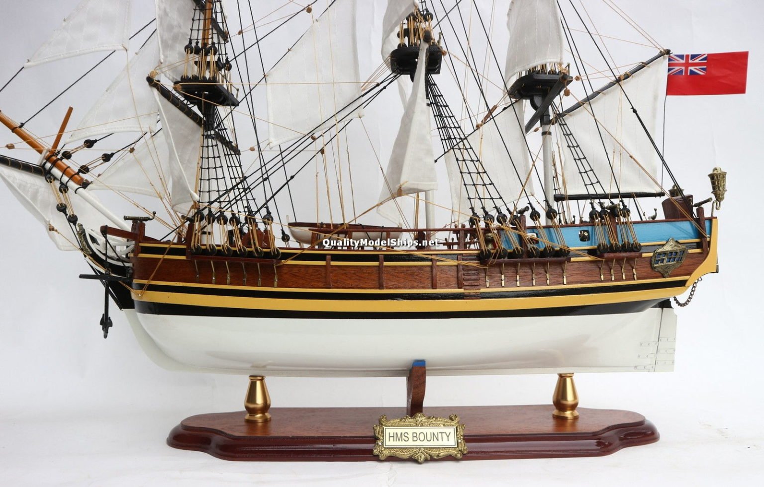 HMS Bounty Handcrafted Model Ship Painted Quality Model Ships hms-bounty-handcrafted-model-ship-painted-quality-model-ships