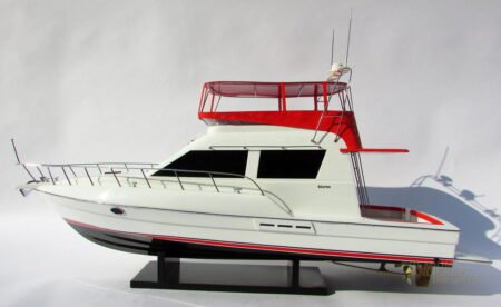 Hand-crafted Silverton 42 Convertible Model Yacht