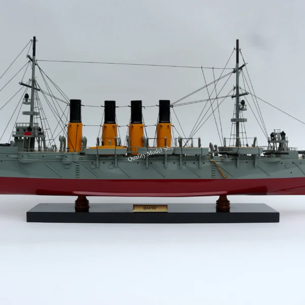 Varyag Cruiser Model