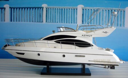 Azimut 40 Display Model Yacht