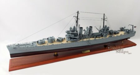 USS Phoenix (CL-46) Battle Ship Model Scale 1:180