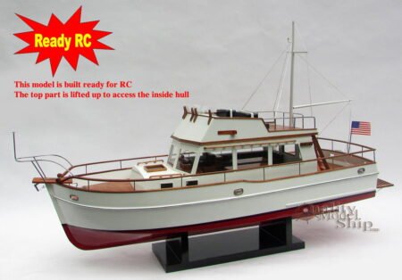 Grand Banks 32 Ready for RC Handcrafted Model Boat Red Hull