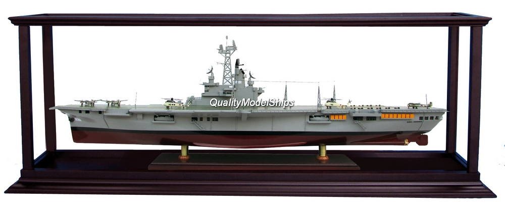 isplay case war ships